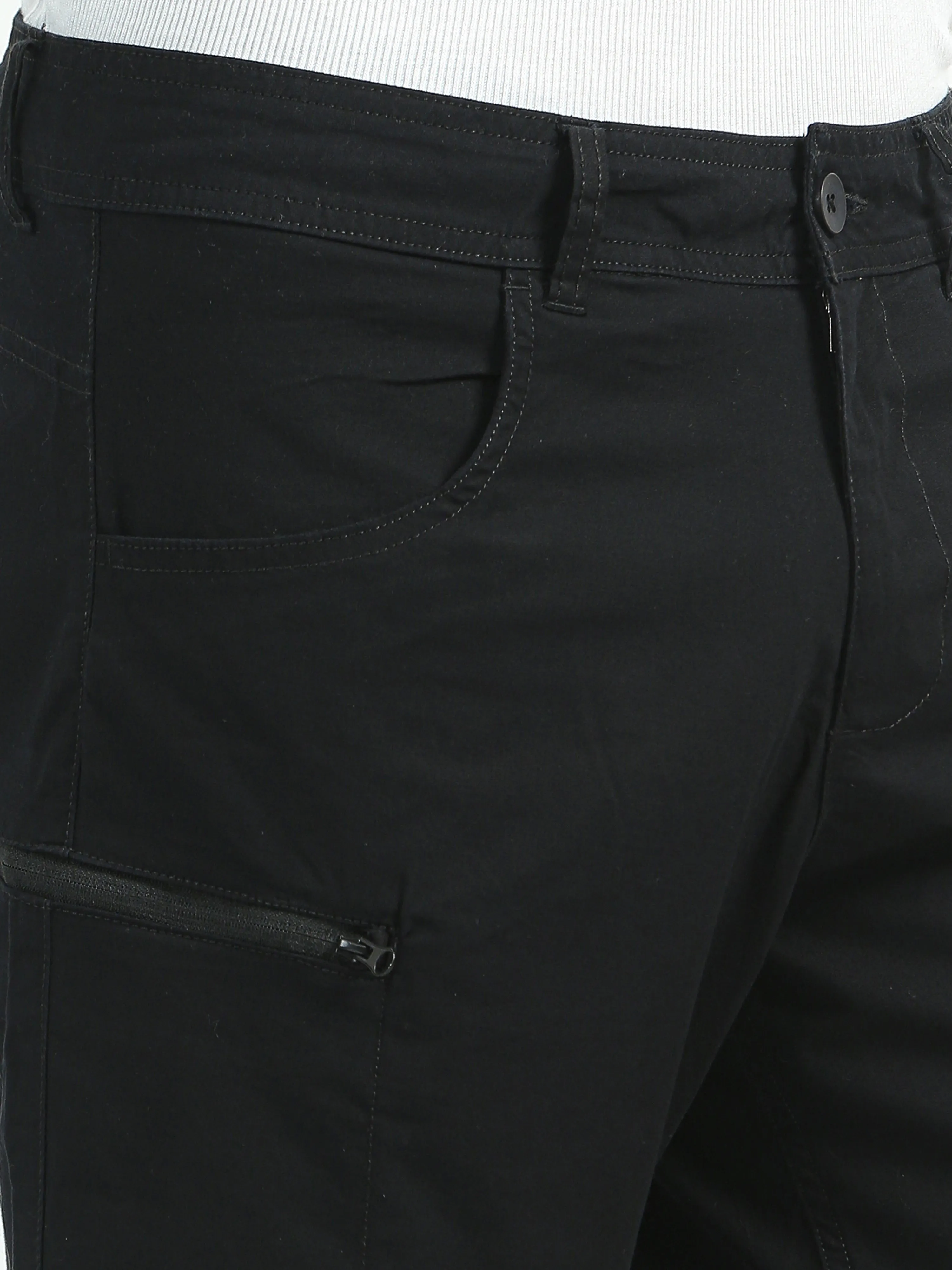 Bear - Cargo Shorts - Black