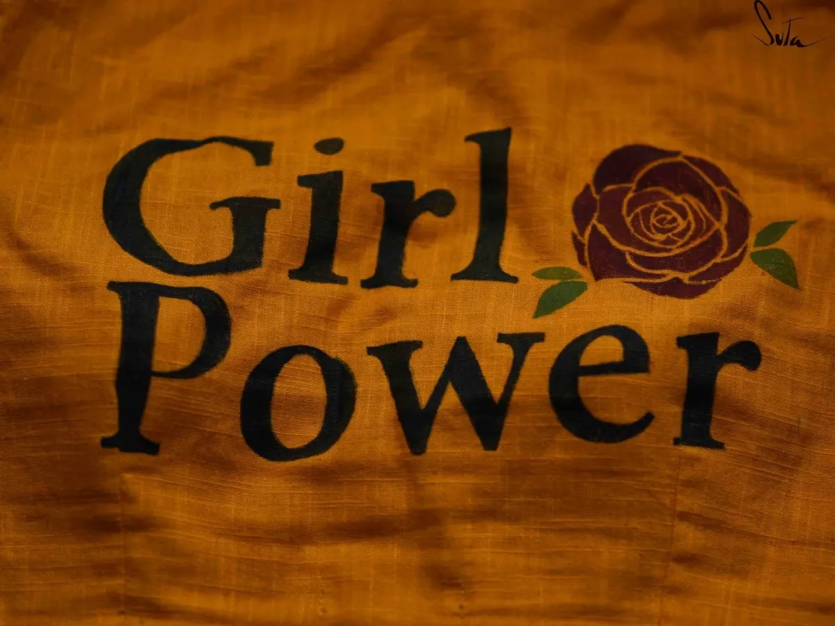 Girl Power (Blouse)