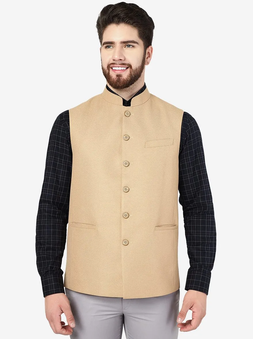 Khaki Solid Regular Fit Modi Jacket | JadeBlue