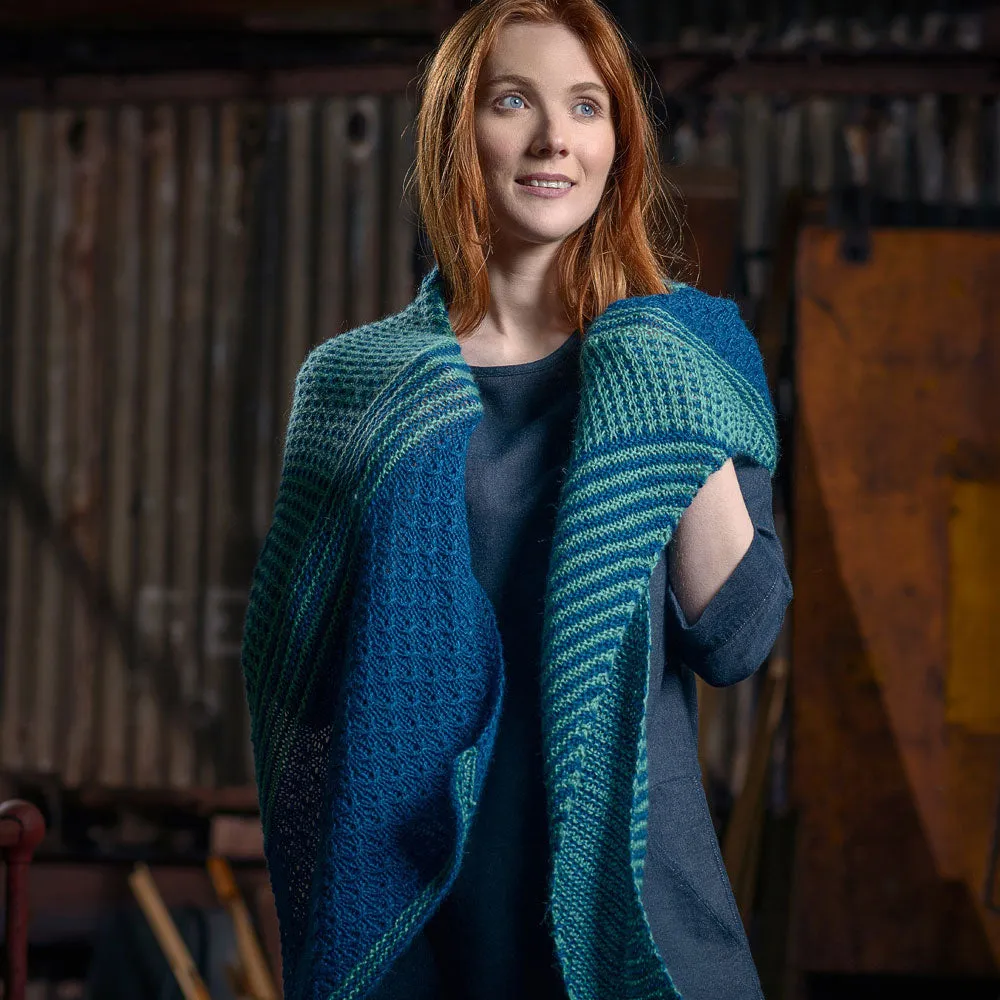 Two-colour Asymmetrical Shawl Pattern